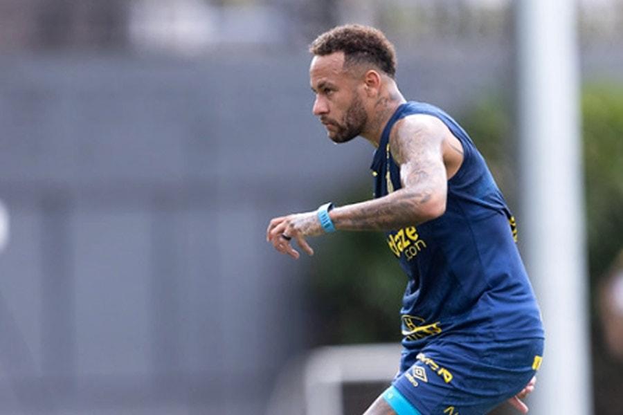 Com Neymar em campo, Santos vence Água Santa em jogo-treino no CT Rei Pelé