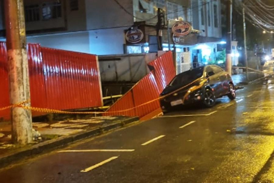 Obra no Gonzaga é parcialmente embargada após terceira cratera se abrir no local