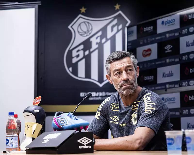 Pedro Caixinha cobra multa milionária após demissão do Santos