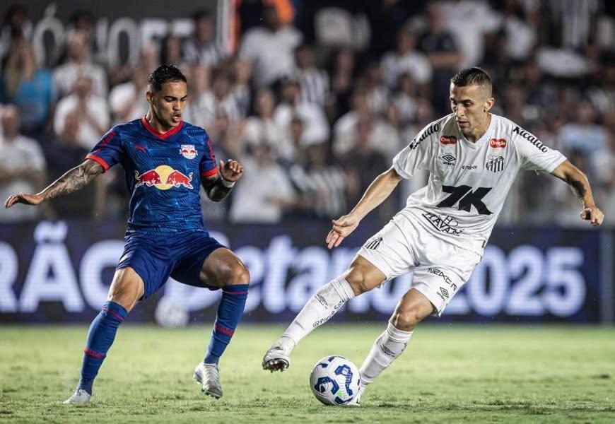 Santos cai para o Bragantino na Vila com 'lei do ex' dupla e segue no Z4