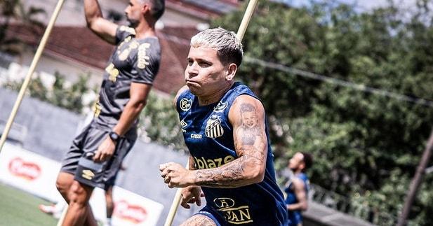 Soteldo passa em teste de última hora e vira 'reforço surpresa' no Santos