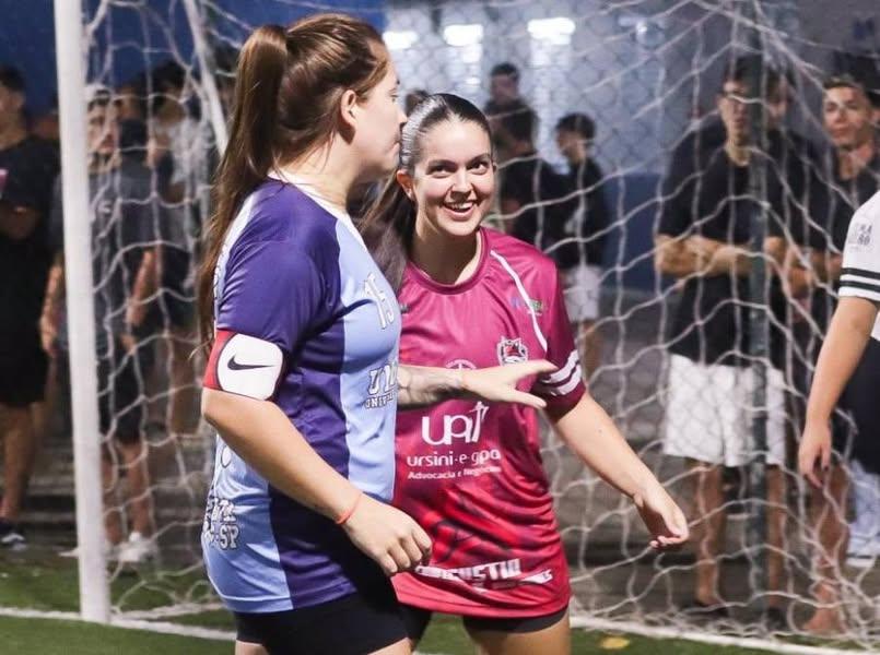 Futebol comanda o quarto dia de Jogos da Unisanta no salão e no gramado