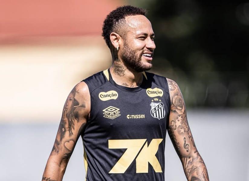 Neymar representa o Santos na primeira pré-convocação de Ancelotti para seleção