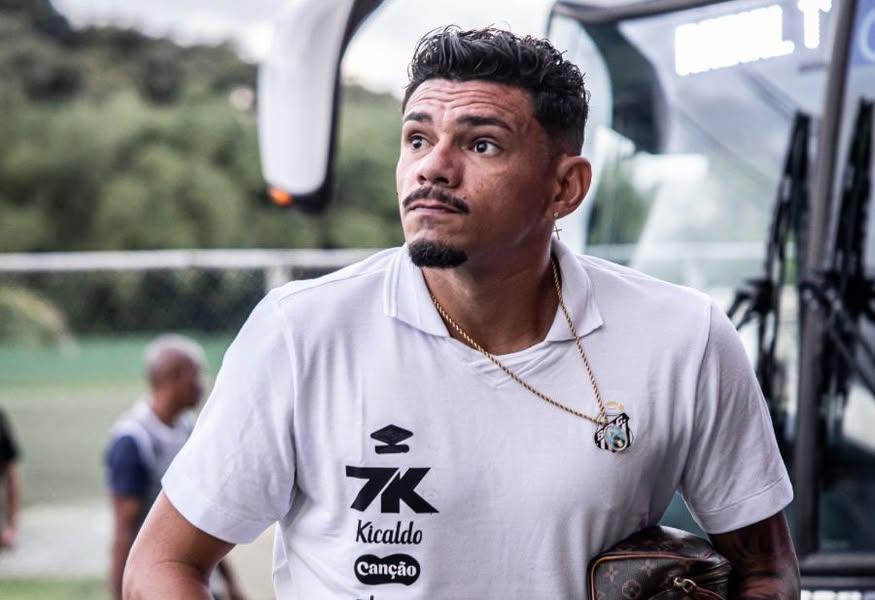 Tiquinho Soares não engrena, perde vaga e vira preocupação no Santos