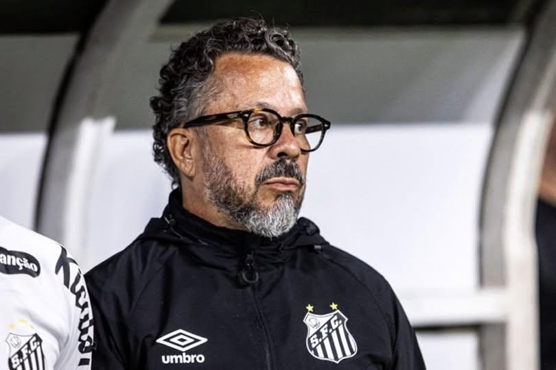 Santos economiza mais de R$ 2 mi na folha e vai usar dinheiro para reforços