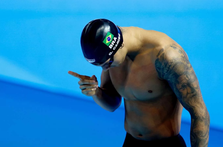 Caribé faz prova de recuperação, nada para 47s e vai à final dos 100m livre em Singapura