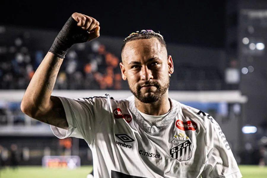 Cleber Xavier exalta Neymar e fala em 'cuidado' para craque ter sequência de jogos