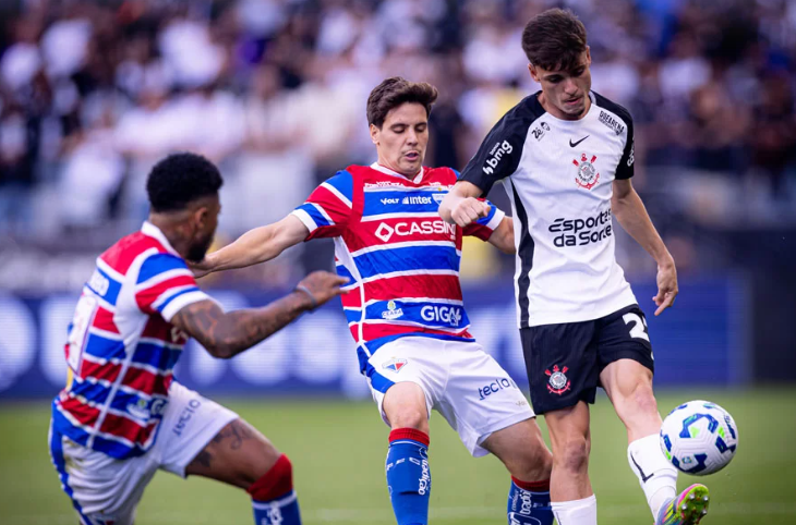 Corinthians aciona titulares e arranca empate contra o Fortaleza na Neo Química Arena
