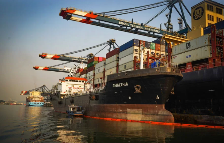 Porto de Santos tem 23 vagas de emprego abertas nesta semana; confira