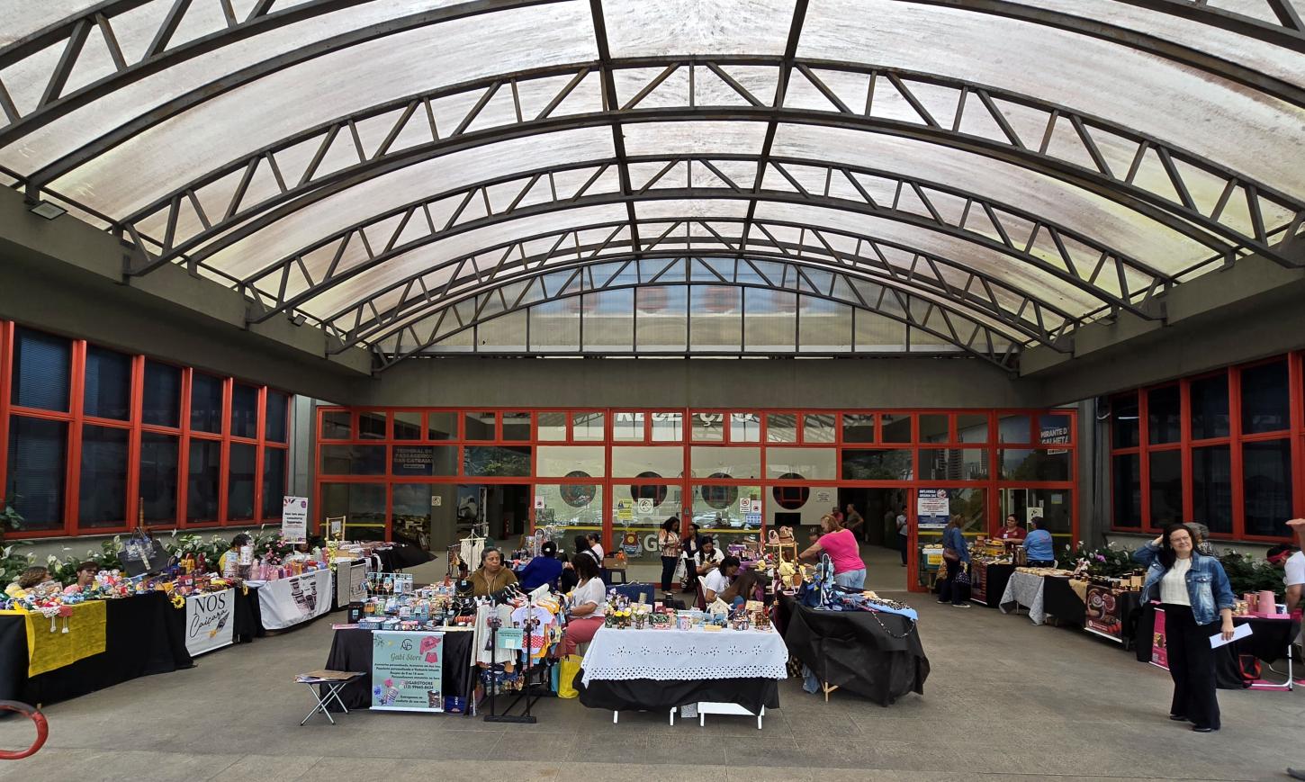 Feira Criativa acontece nesta sexta-feira (31) em Guarujá