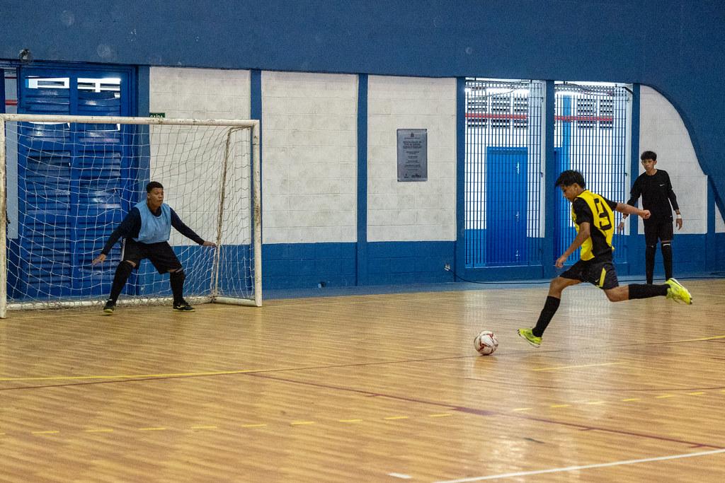 Jogos Escolares 2025 promovem integração e incentivo ao esporte entre estudantes de Guarujá