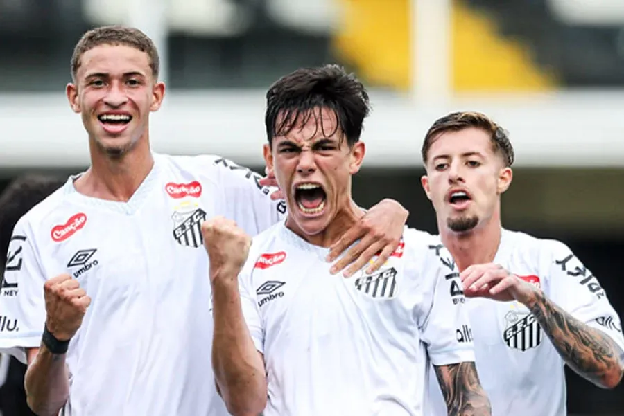 Santos goleia São Bernardo na Vila e fica perto das semifinais do Paulistão sub-20