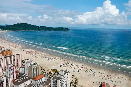 Baixada Santista permanece com a maioria das praias impróprias para banho neste feriadão