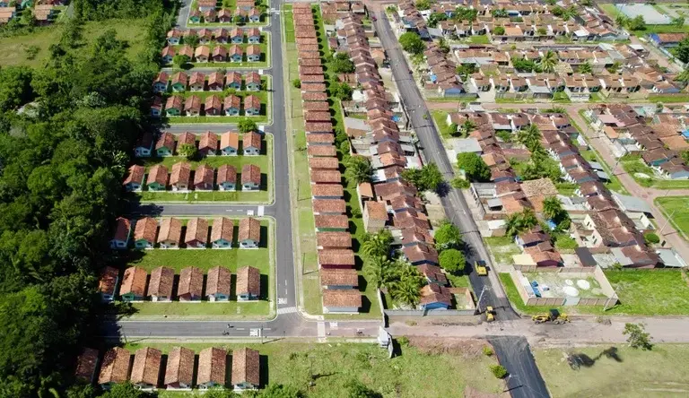 Mongaguá firma cooperação para construção de 150 moradias