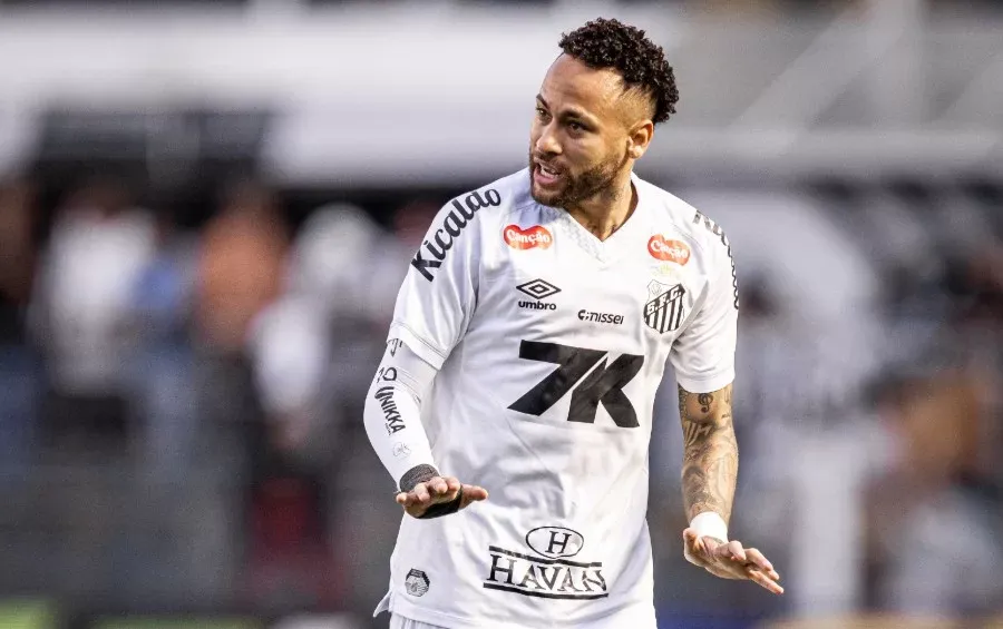 Vojvoda elogia retorno de Neymar e deixa em aberto presença do camisa 10 contra o Palmeiras