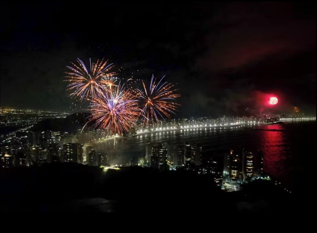Guarujá terá 20 minutos de queima de fogos e espera 1,5 mi de turistas para o verão