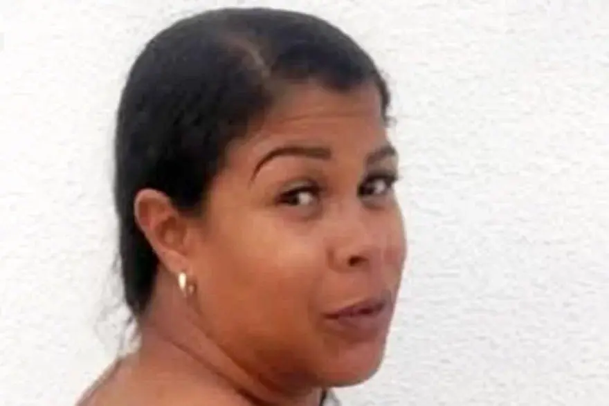 Empresária é encontrada morta dentro de casa em São Vicente; ex-companheiro é suspeito