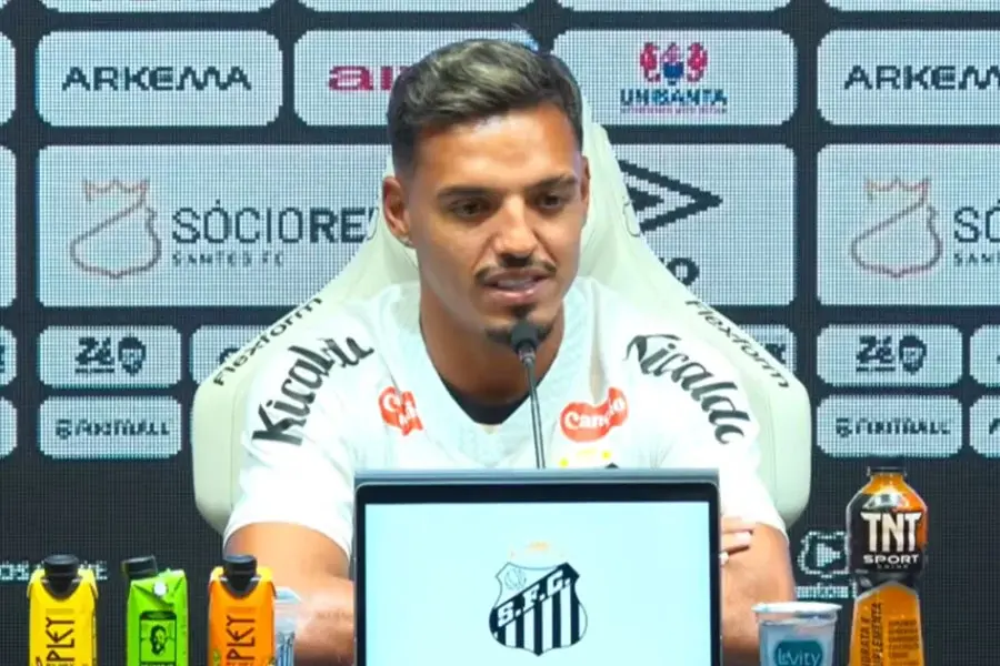 Gabriel Menino quer fazer história pelo 'clube do coração' e elogia Neymar: 'O melhor que vi jogar'