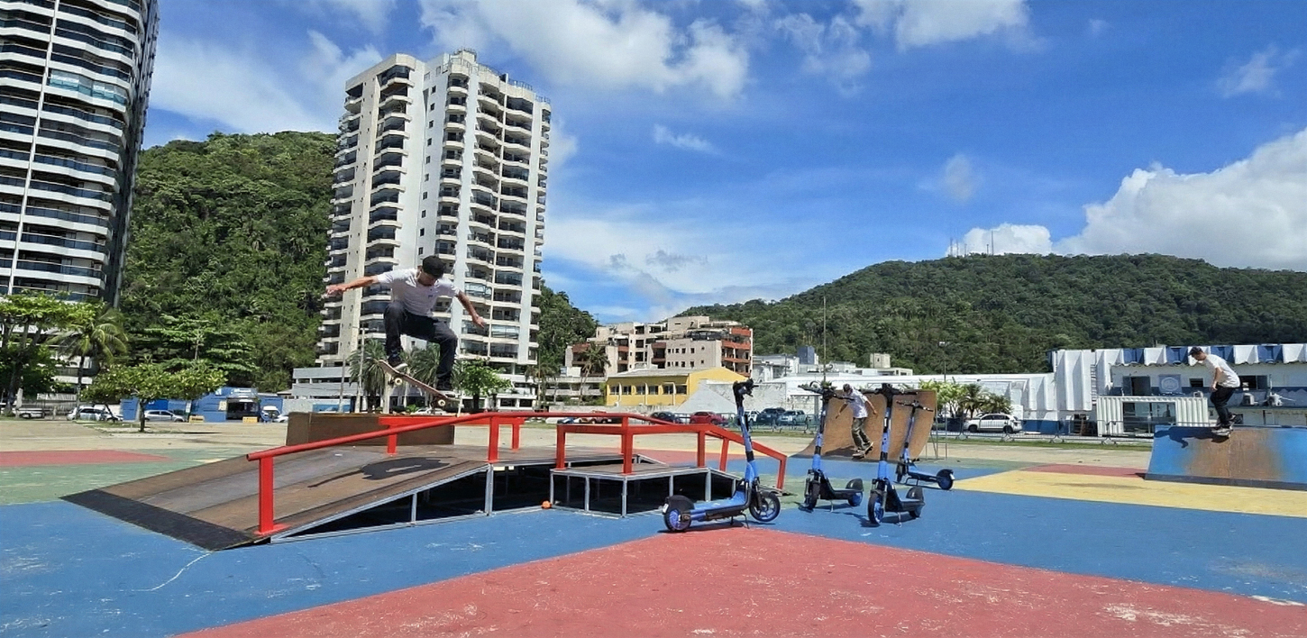 Programação de verão em Guarujá conta com pistas de street skate gratuitas