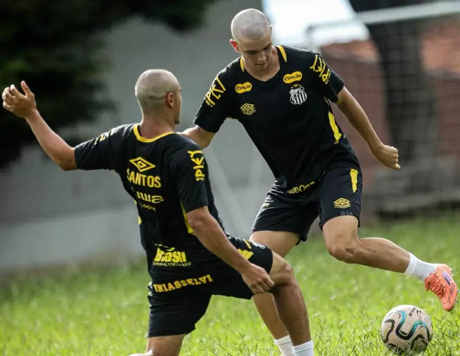 Santos inicia campanha em busca do tetracampeonato da Copinha