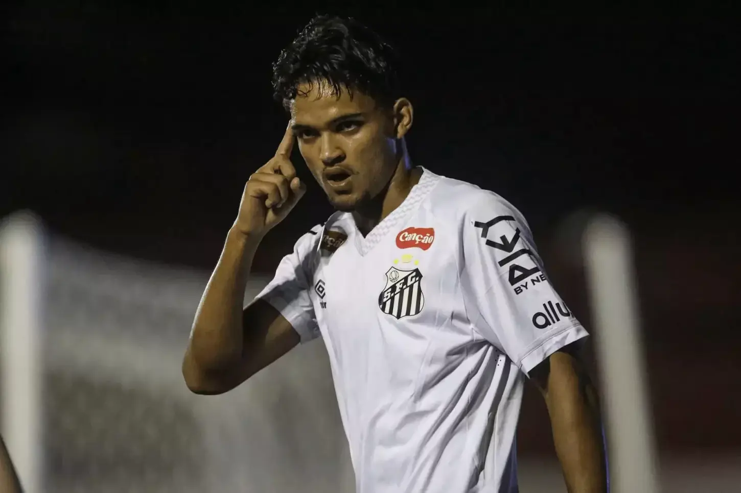 Santos supera União Cacoalense e avança à segunda fase da Copinha