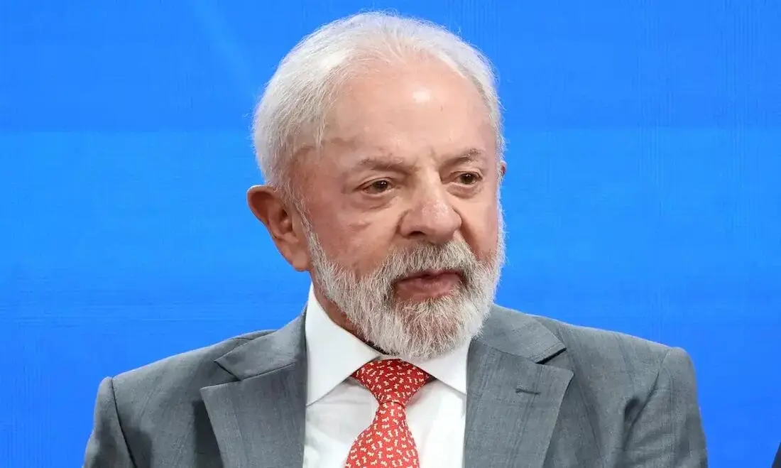Lula lança plano de combate ao feminicídio com poucos detalhes de ações