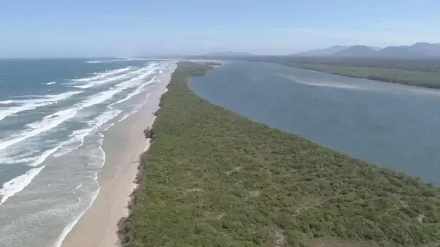 Por que uma nova ilha está se formando no litoral de SP?