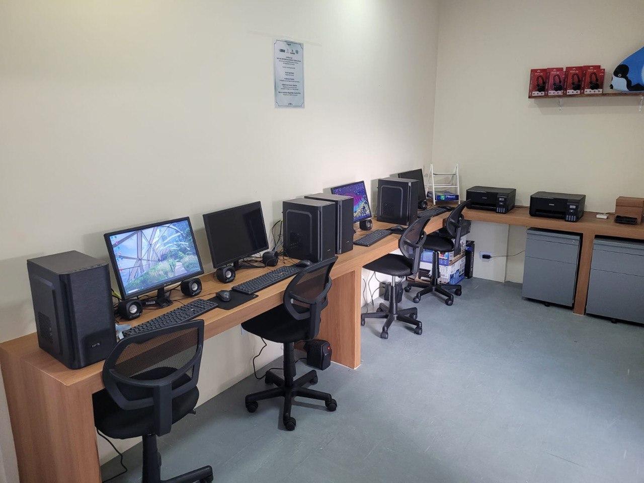 ALMA inaugura sala de informática com recursos destinados pela Autoridade Portuária de Santos