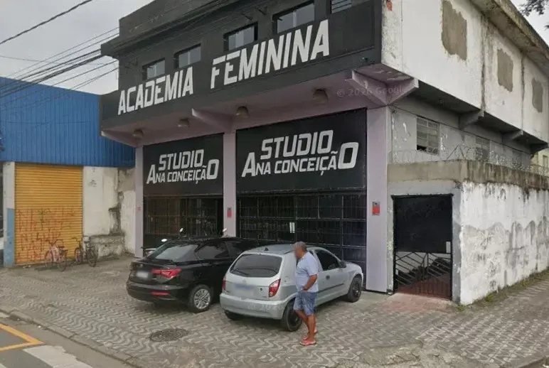 Caixas de bombom destinadas a crianças de projeto social são furtadas de estúdio em Cubatão