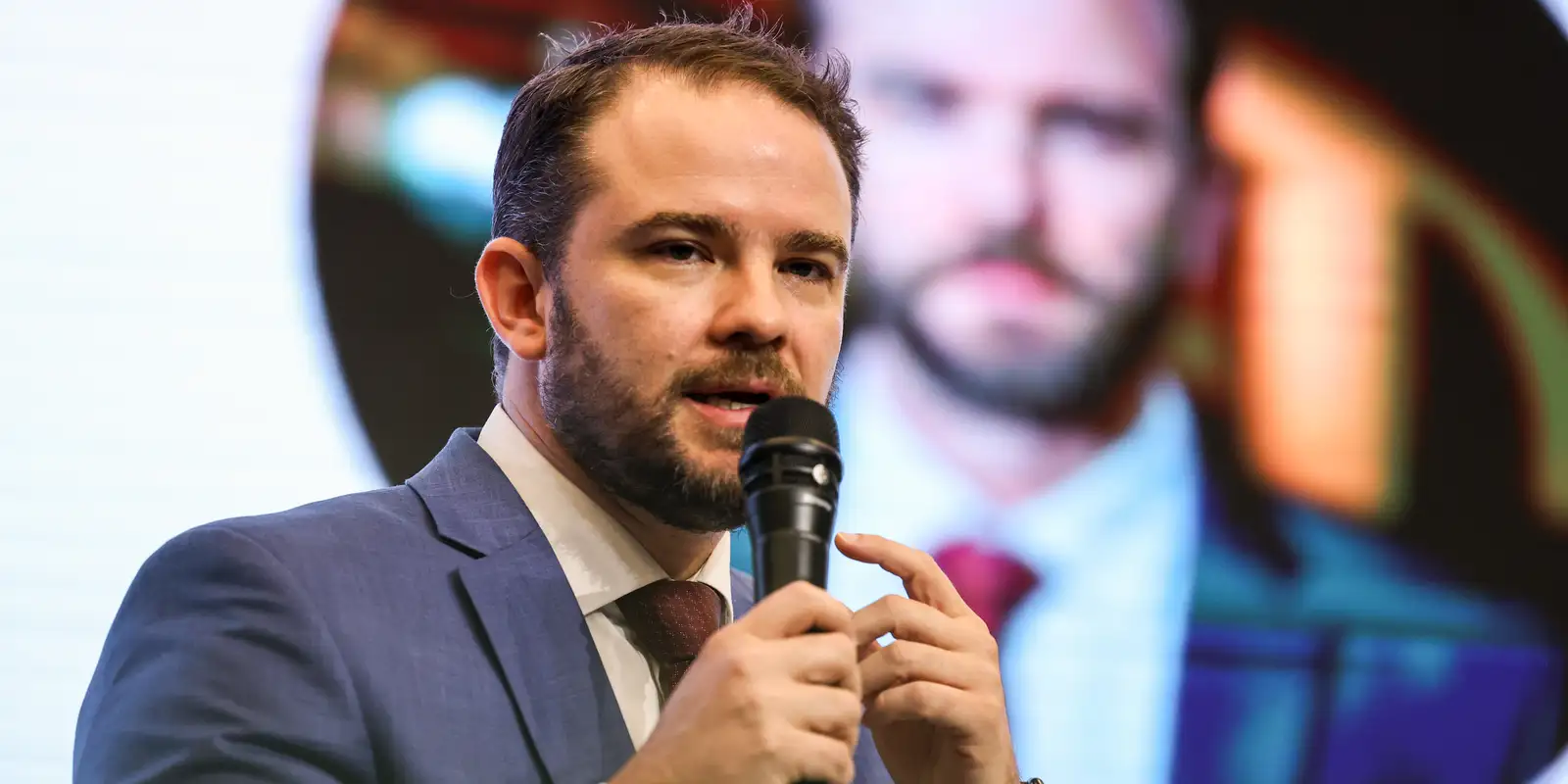 Durigan anuncia planos alternativos caso estados recusem desoneração do ICMS sobre diesel