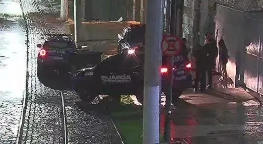 Homem é preso após arrancar fiação de poste no Centro; outras ações da GCM frustram furtos em Santos