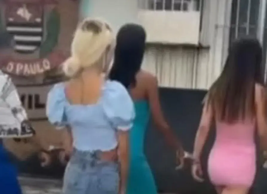 Mulher trans é presa em São Vicente suspeita de extorquir mais de R$ 7 mil de homem casado