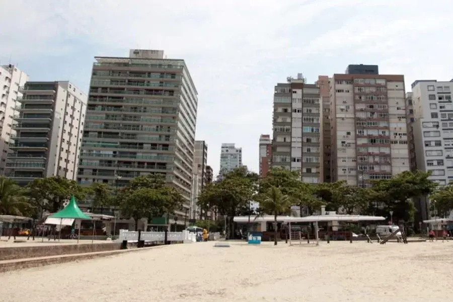 Alinhamento de cada prédio torto em Santos pode custar até R$ 22 milhões