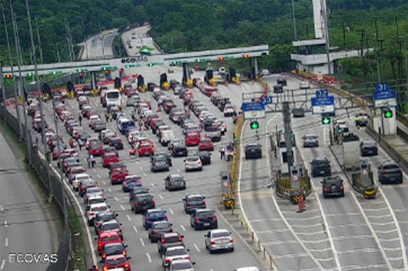 Colisão lidera ocorrências no feriado de Páscoa nas rodovias de acesso à Baixada Santista