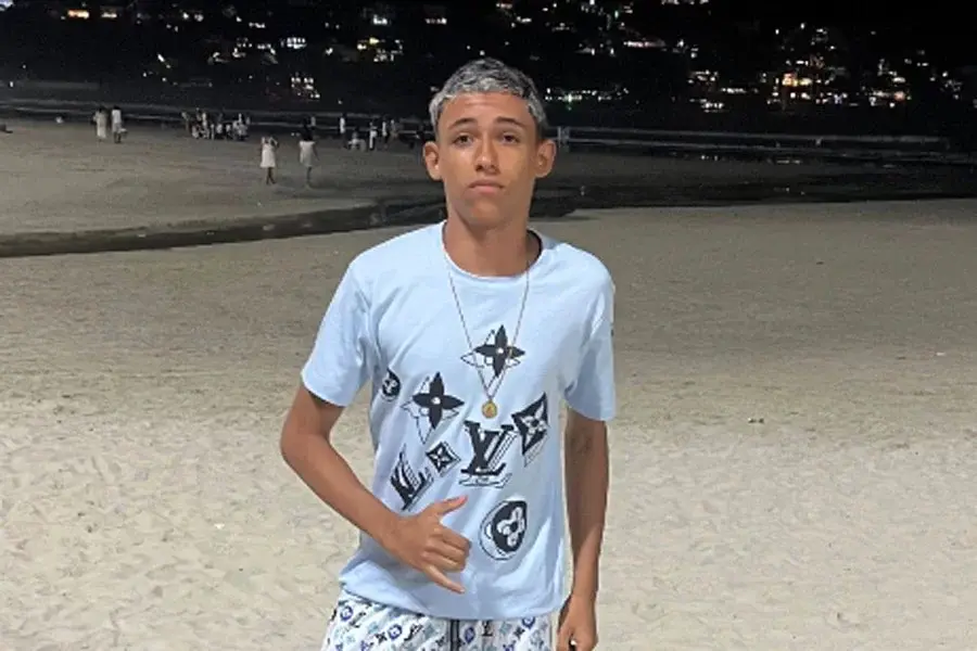 Corpo de adolescente que caiu no mar ao tentar salvar amiga é encontrado em Guarujá
