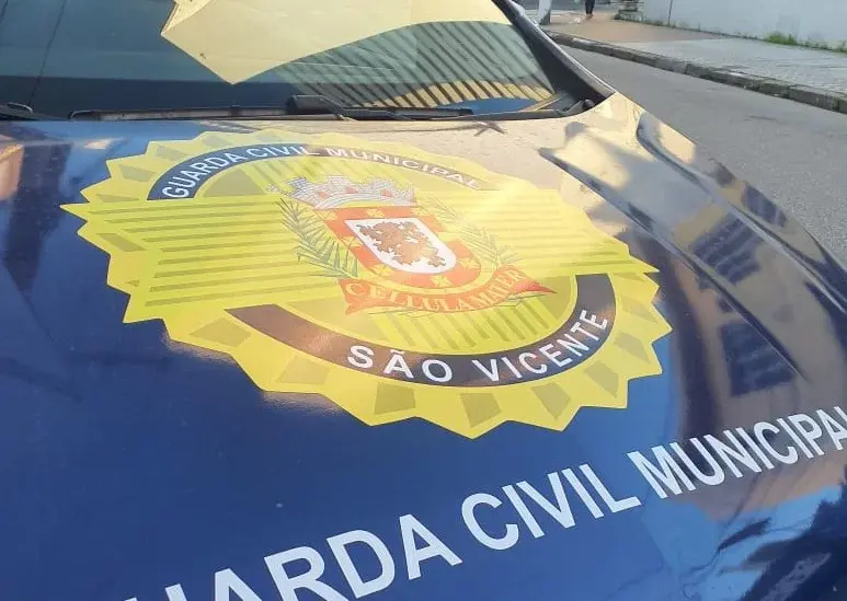 Homem diz ter “esquecido de pagar” após ser flagrado com produtos furtados em São Vicente