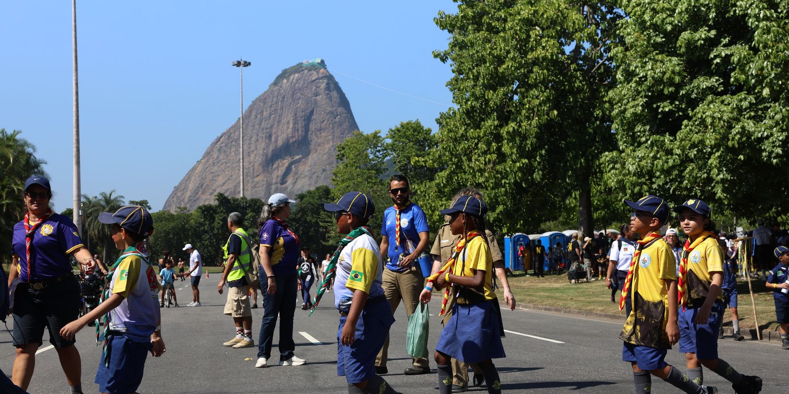 Evento escoteiro no Rio de Janeiro congrega mais de 4 mil participantes