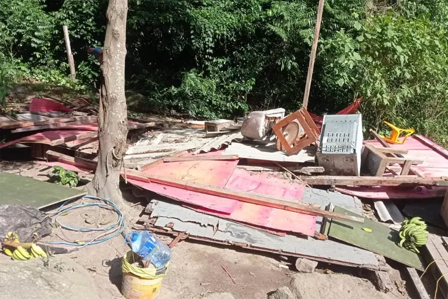 PM Ambiental apreende drogas e destrói barracos utilizados pelo tráfico em Guarujá; VÍDEO