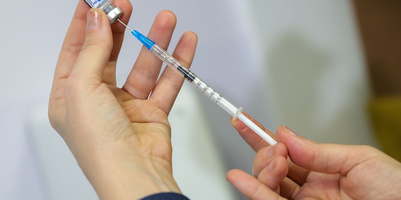 Ministério da Saúde desmente boatos e reafirma segurança da vacina contra a gripe