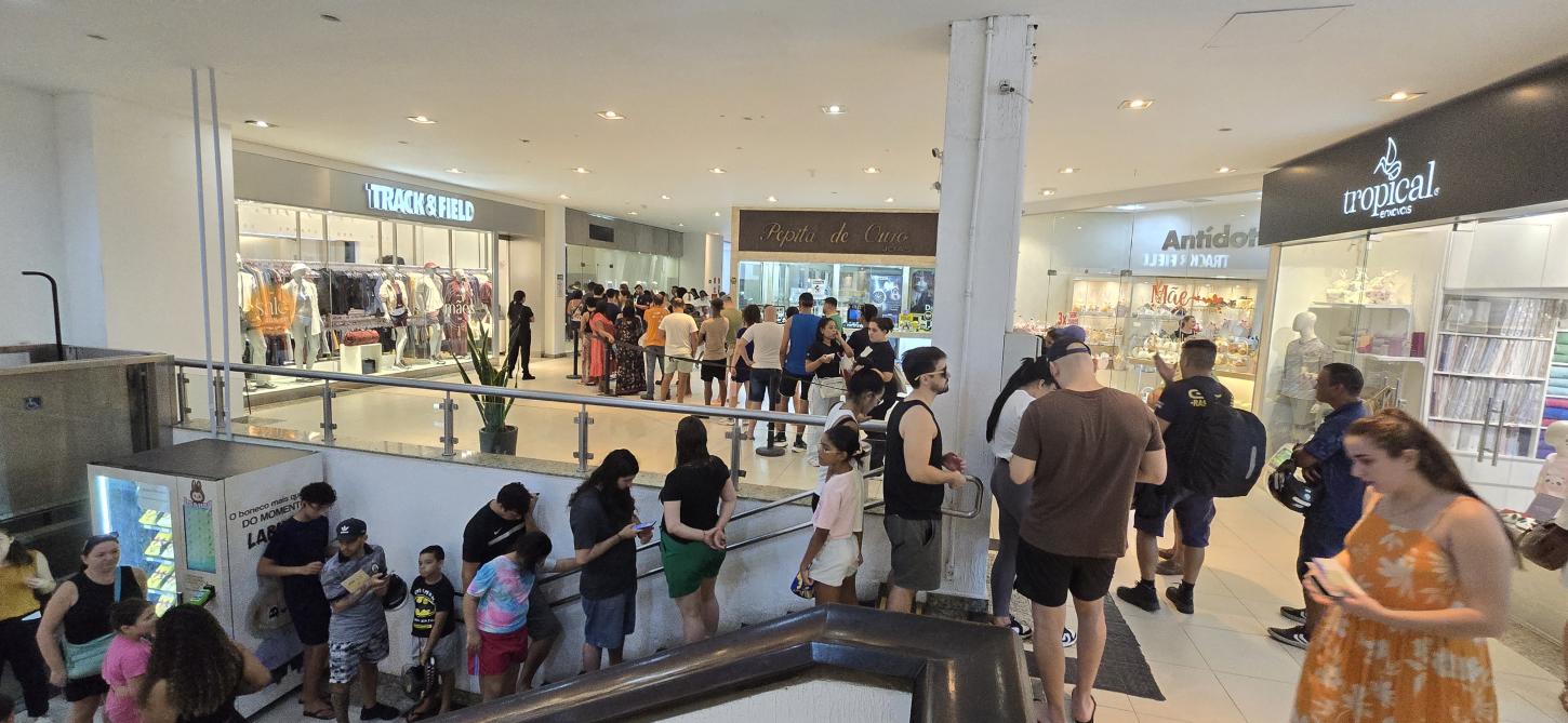 1ª Vacinação no Shopping de Guarujá totaliza 1.075 doses aplicadas