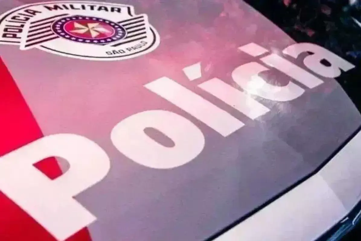 Bombeiro é atacado por ladrões armados de bicicleta em avenida de Guarujá