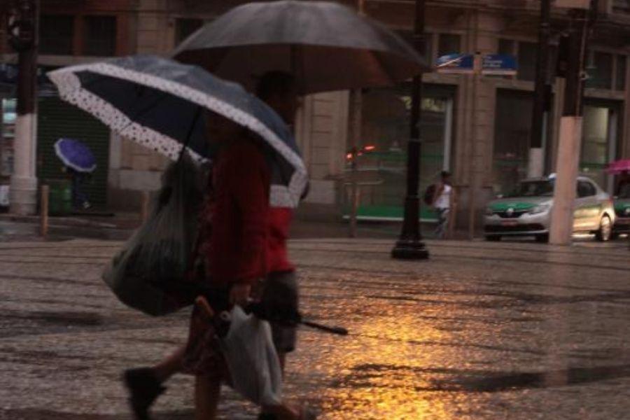 Fim de maio terá frio e chuva nas cidades da Baixada Santista; temperaturas podem chegar a 15ºC