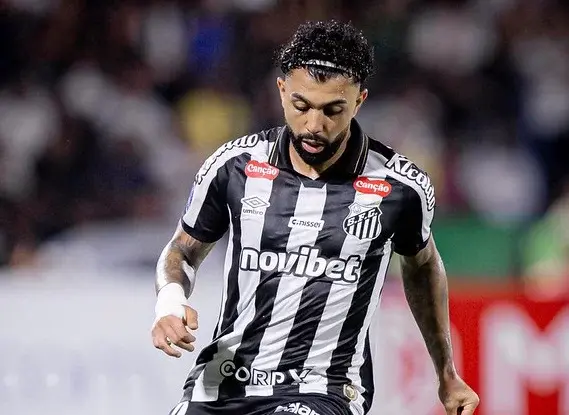 Gabigol desabafa sobre tropeço do Santos e justifica ida ao vestiário