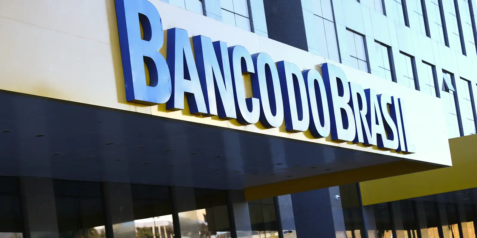 Lucro do Banco do Brasil recua 54% no 1º trimestre sob pressão da inadimplência rural