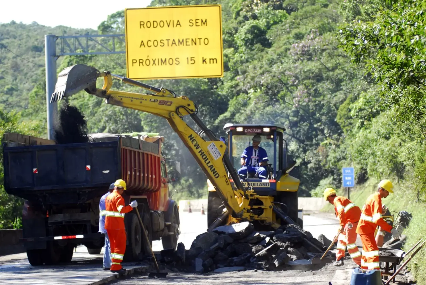 Rodovias Anchieta e Imigrantes terão trechos bloqueados nesta semana