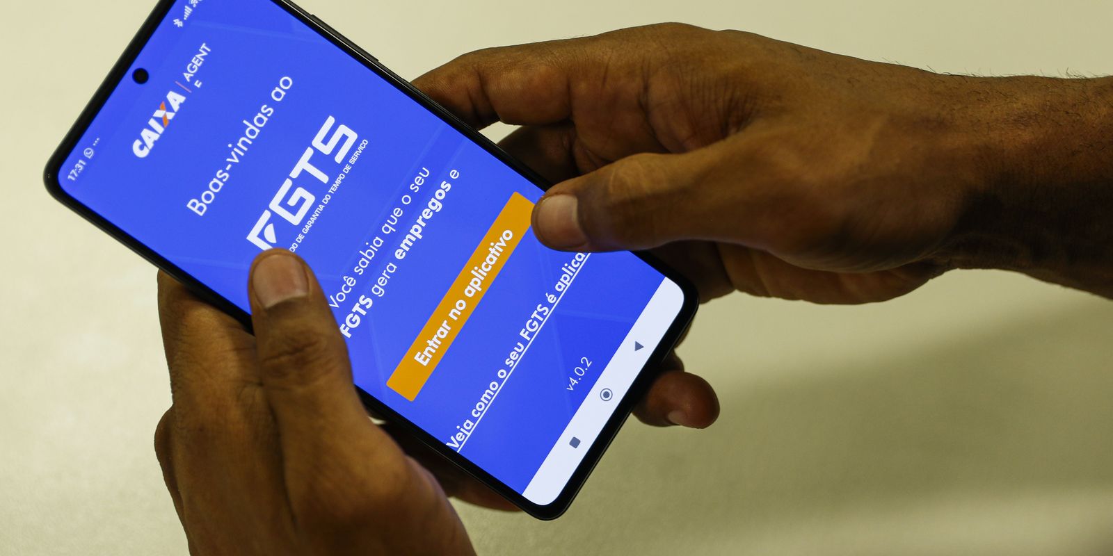 Trabalhadores poderão usar FGTS para renegociar dívidas no Desenrola a partir de 25 de maio
