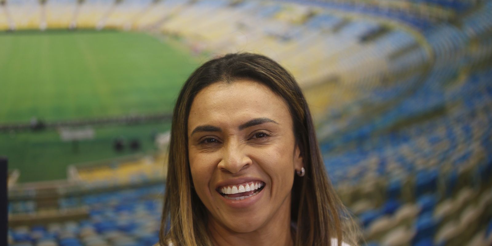 Marta assume embaixada do Tesouro Direto para impulsionar investimentos, com Tesouro Reserva superando R$ 2 bilhões