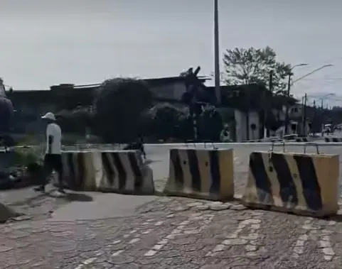 Fechamento de acesso ferroviário isola bairros e leva Prefeitura de Cubatão à Justiça