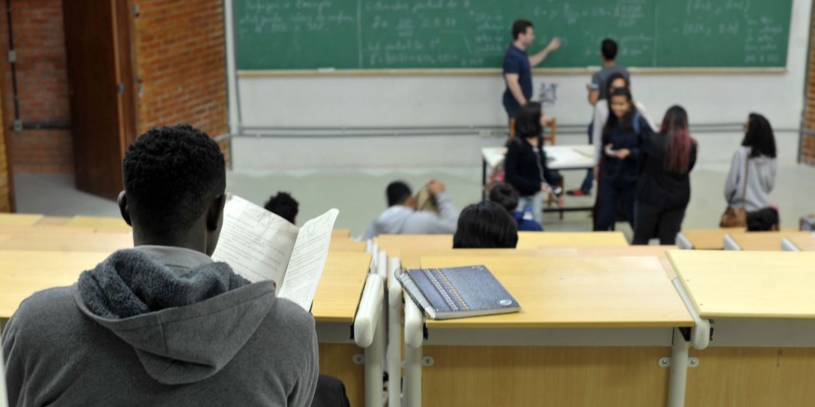 Prazo final para instituições de ensino aderirem ao Fies do segundo semestre de 2026 se encerra em 15 de junho