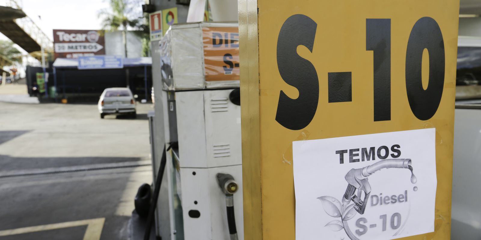 Petrobras adere a nova subvenção para diesel e ajusta preços em R$ 1,12